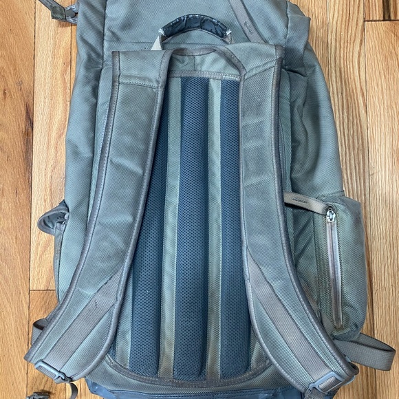 Jordan Cool Grey Backpack - Picture 3 of 13